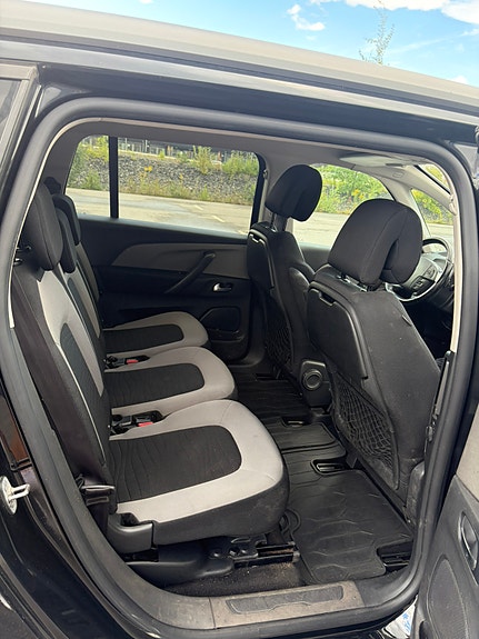 Citroen Grand C4 Picasso 4 of 7