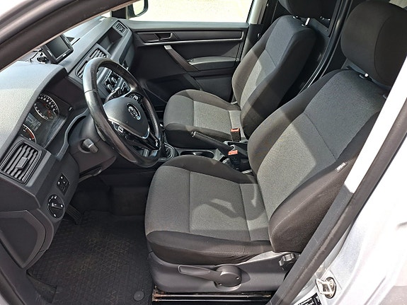 Volkswagen Caddy Maxi 11 of 13