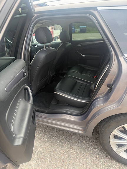 Ford Mondeo 8 of 19