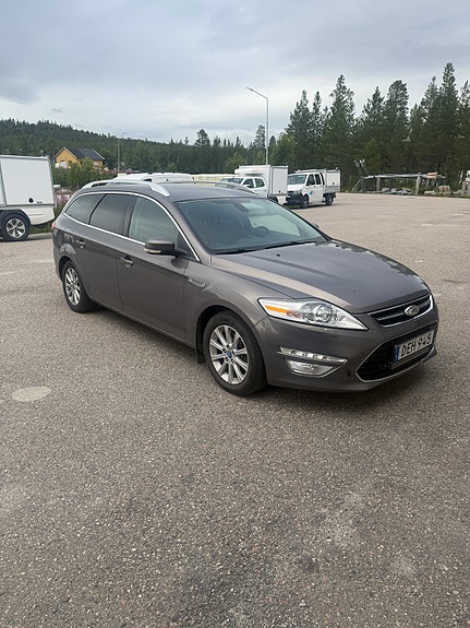 Ford Mondeo 2 of 19