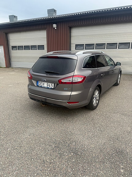 Ford Mondeo 3 of 19