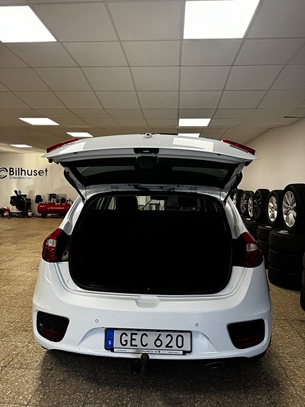 Kia Ceed 13 of 22