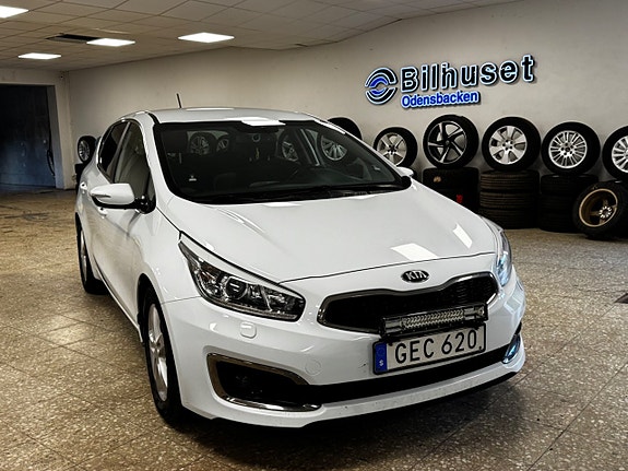Kia Ceed 15 of 22