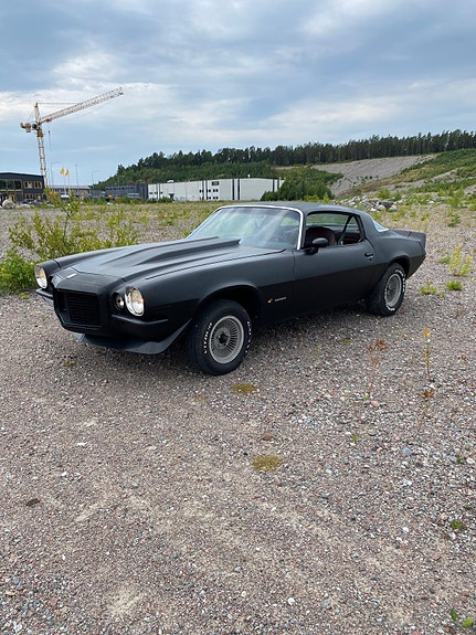 Chevrolet Camaro 2 of 8