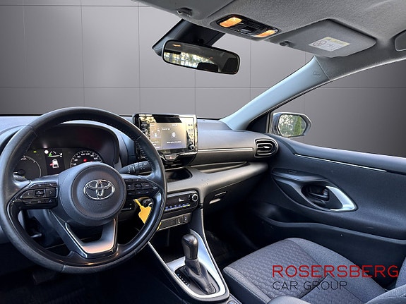 Toyota Yaris 11 of 12