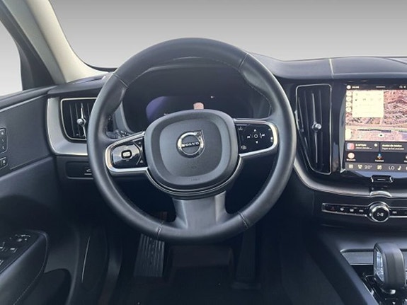 Volvo XC60 14 of 20