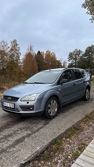 Ford Focus 8 of 9