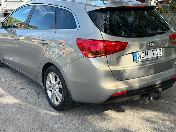 Kia Ceed 4 of 14