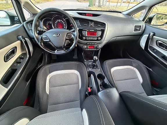Kia Ceed 14 of 19