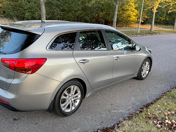 Kia Ceed 8 of 19