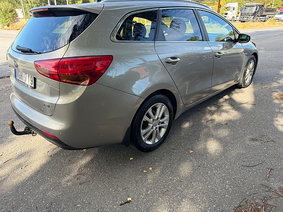 Kia Ceed 3 of 14