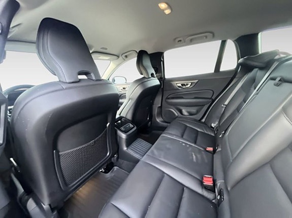 Volvo V60 12 of 20