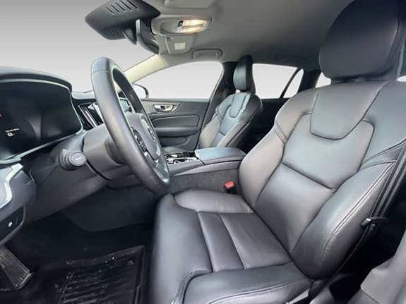 Volvo V60 9 of 20