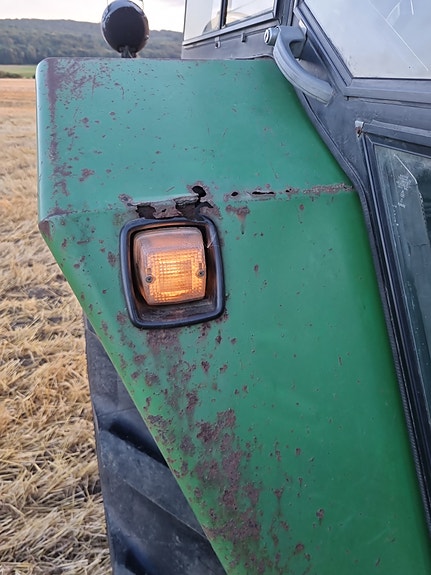 John Deere 3130 7 of 9