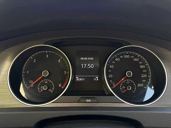 Volkswagen Golf VII 7 of 10