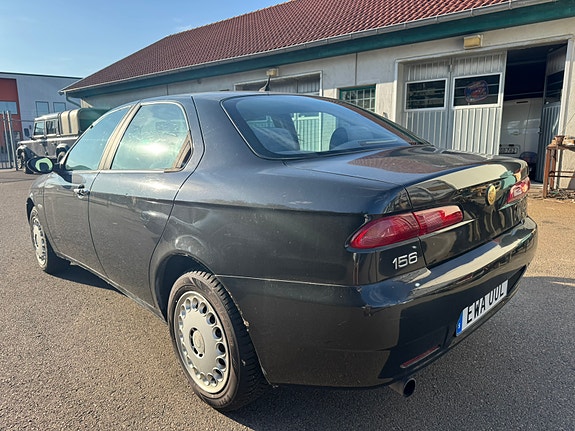Alfa Romeo 156 4 of 10