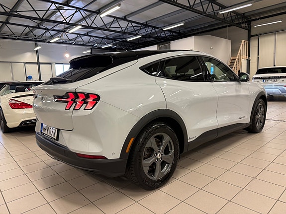 Ford Mustang Mach-E 13 of 27