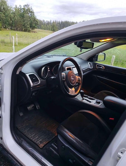 Jeep Grand Cherokee 8 of 9