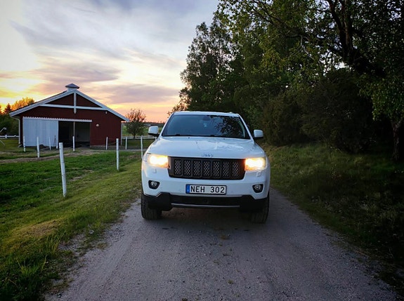 Jeep Grand Cherokee 6 of 9