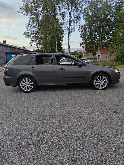 Mazda 6 2 of 8