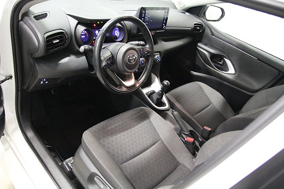 Toyota Yaris 9 of 20