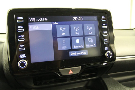 Toyota Yaris 18 of 20