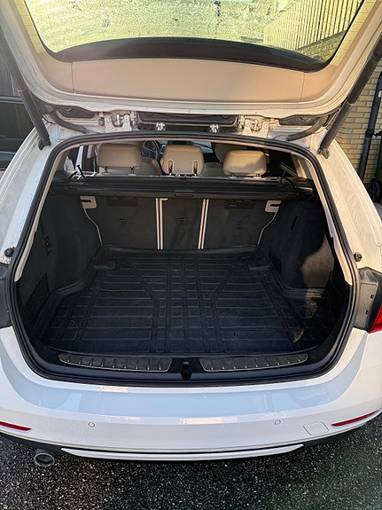 BMW 318d 6 of 9