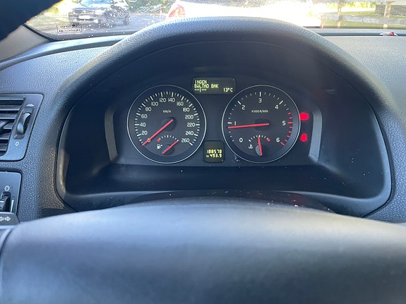 Volvo V50 9 of 10