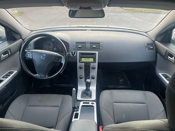 Volvo V50 7 of 10