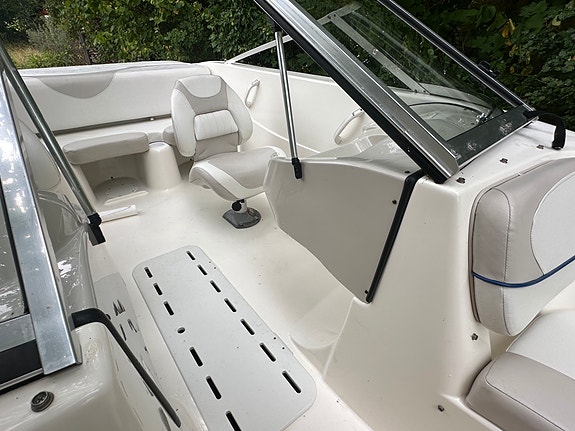 Glastron MX175 med 135 hk Volvo Penta 3.0 GLP-E 12 of 23