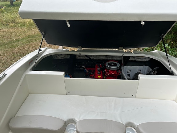 Glastron MX175 med 135 hk Volvo Penta 3.0 GLP-E 8 of 23