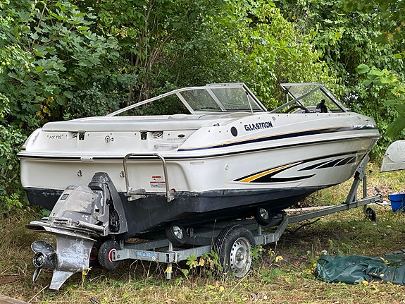 Glastron MX175 med 135 hk Volvo Penta 3.0 GLP-E 18 of 23