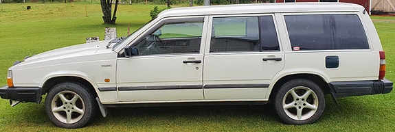 Volvo 740 3 of 6