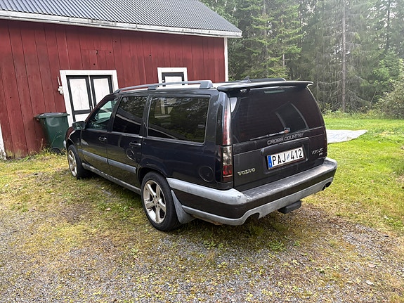 Volvo XC70 9 of 9