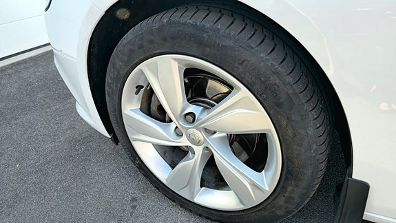Opel Insignia 4 of 15