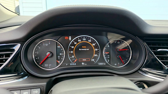 Opel Insignia 5 of 15
