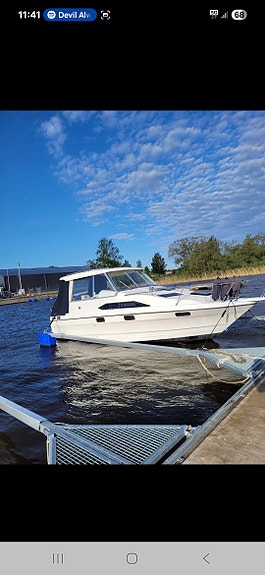 Bayliner 2655 widebody hardtop 11 of 12