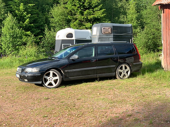 Volvo V70 3 of 15