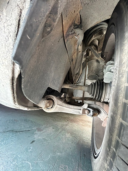 Volvo V70 6 of 15