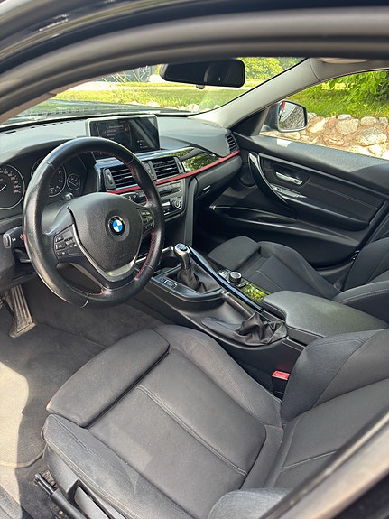 BMW 320d 11 of 11