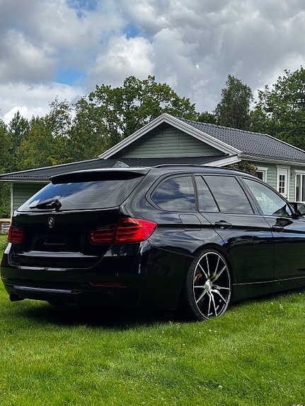 BMW 320d 5 of 11