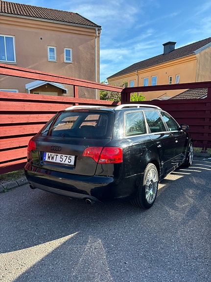 Audi A4 2 of 14