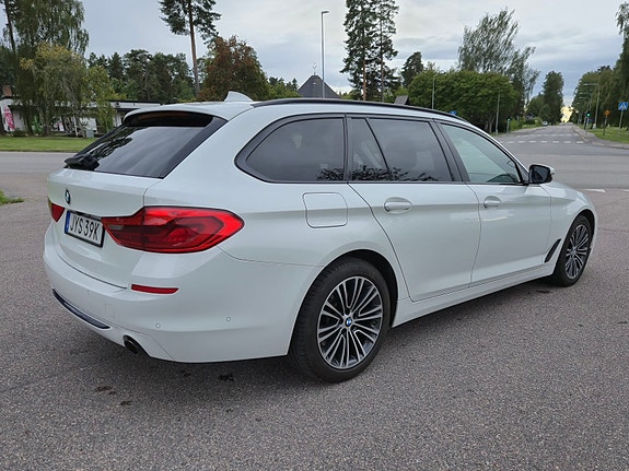 BMW 520d 3 of 9