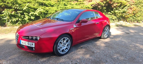 Alfa Romeo Brera 3 of 9