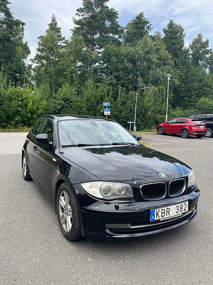 BMW 118d 7 of 15