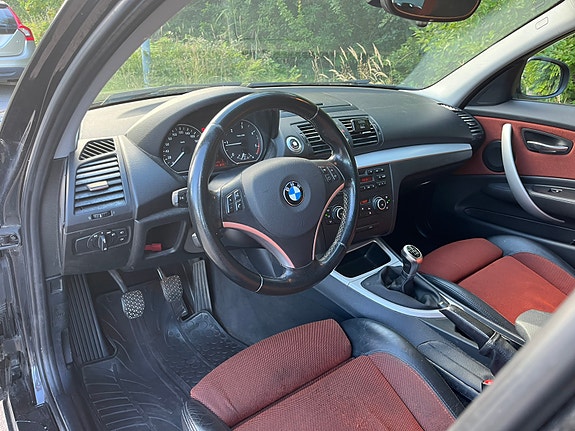 BMW 118d 11 of 15