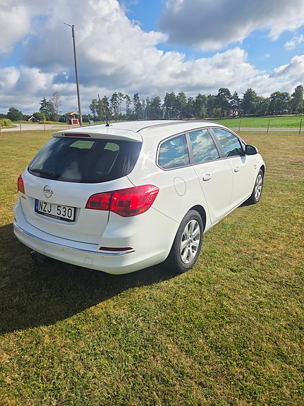 Opel Astra 6 of 7
