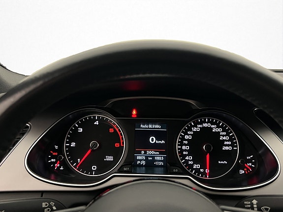 Audi A4 allroad 17 of 30