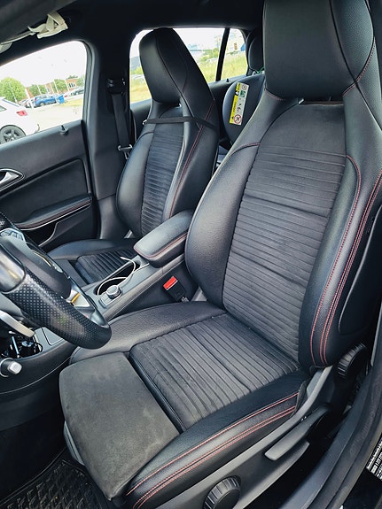 Mercedes-Benz CLA180 d 17 of 23