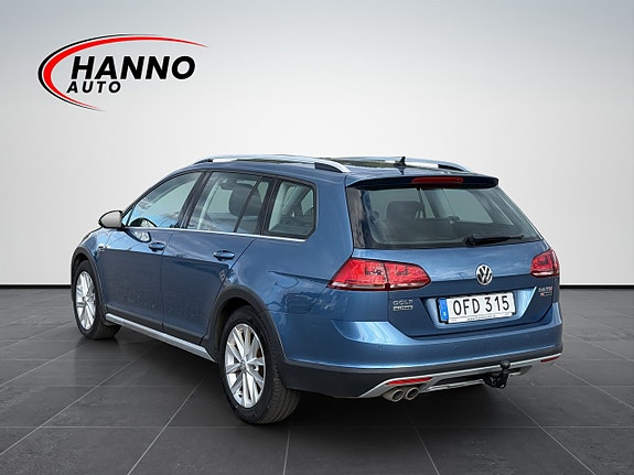 Volkswagen Golf Alltrack 3 of 30